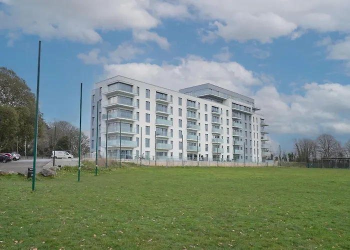 45 Teesra House
