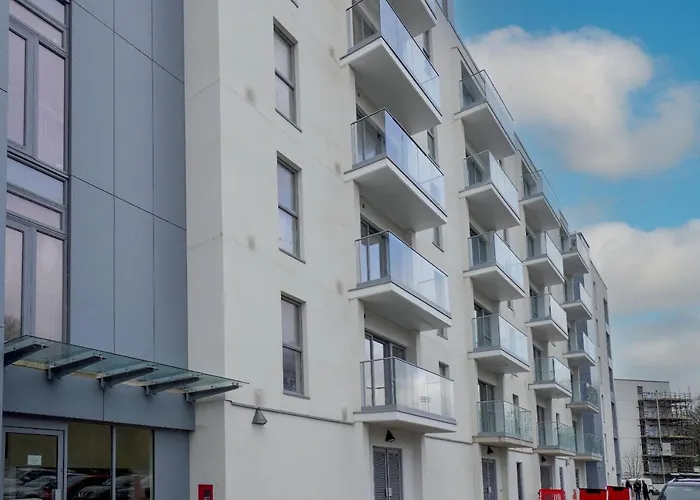45 Teesra House